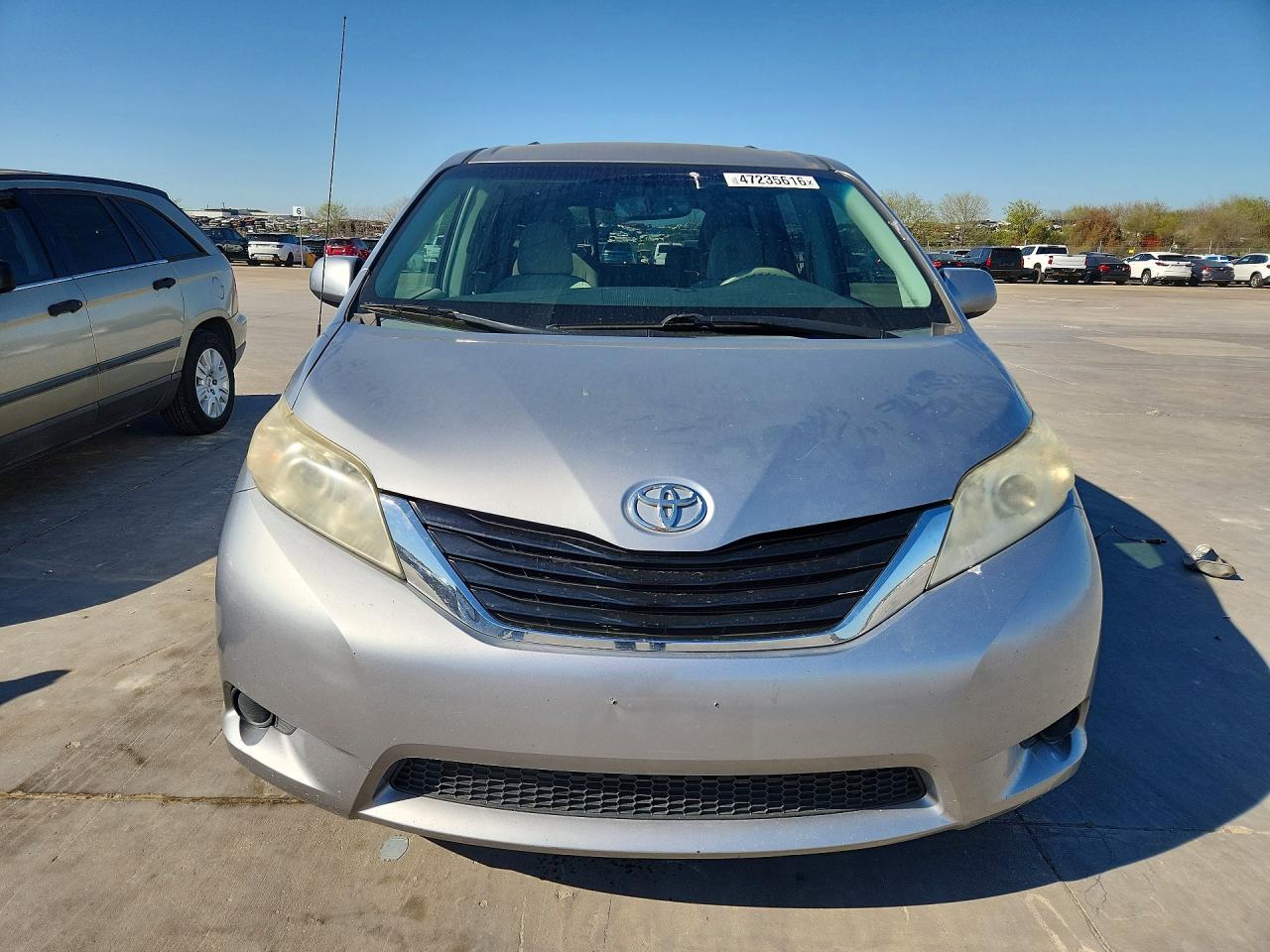 TOYOTA SIENNA 2012 — 6