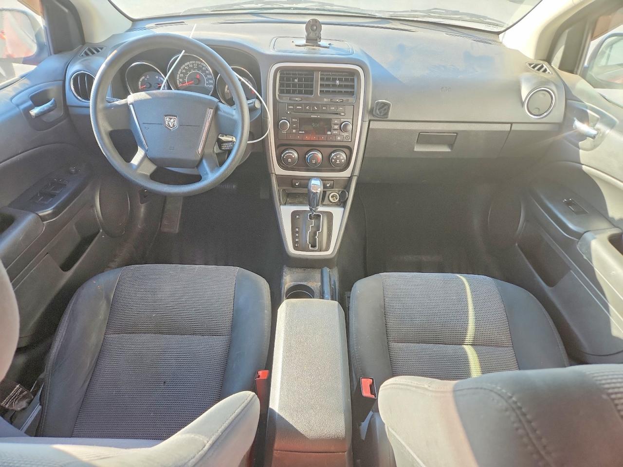 DODGE CALIBER 2010 — 9