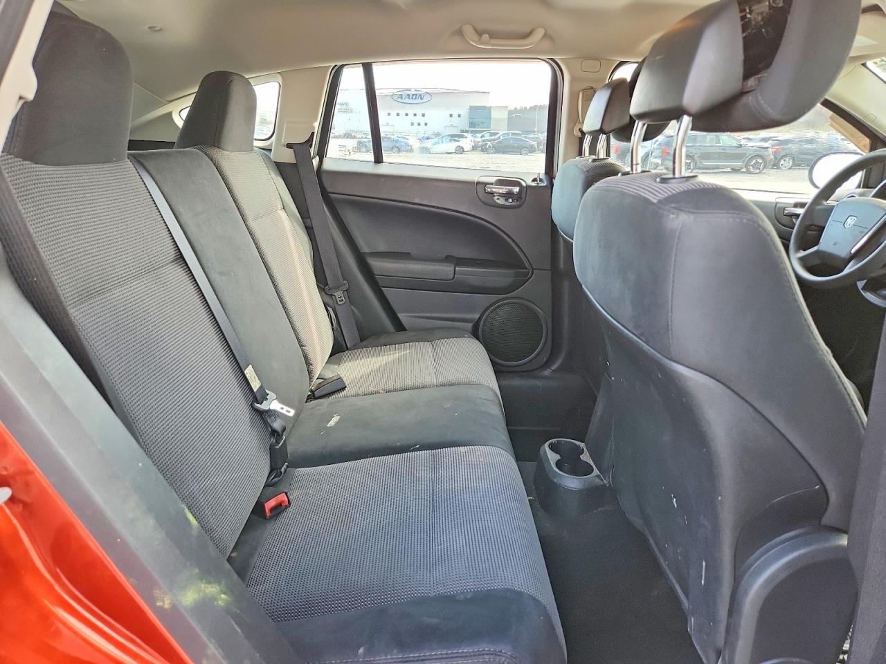 DODGE CALIBER 2010 — 11
