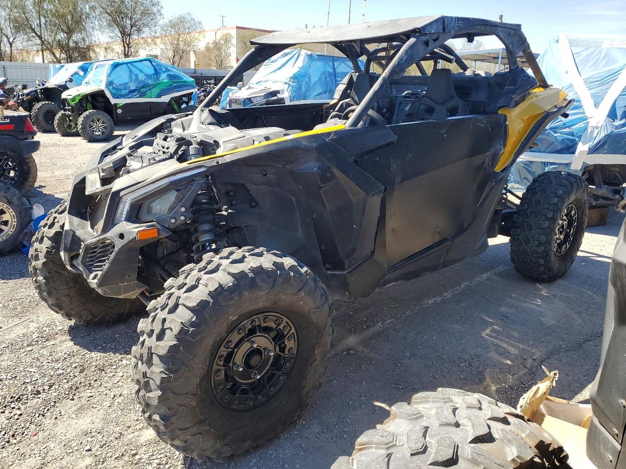 CAN AM 900 CC 2017 — 3
