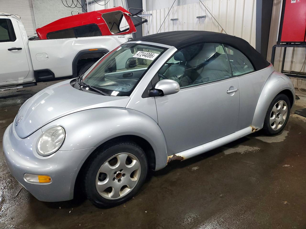 VOLKSWAGEN NEW BEETLE 2003 — 2