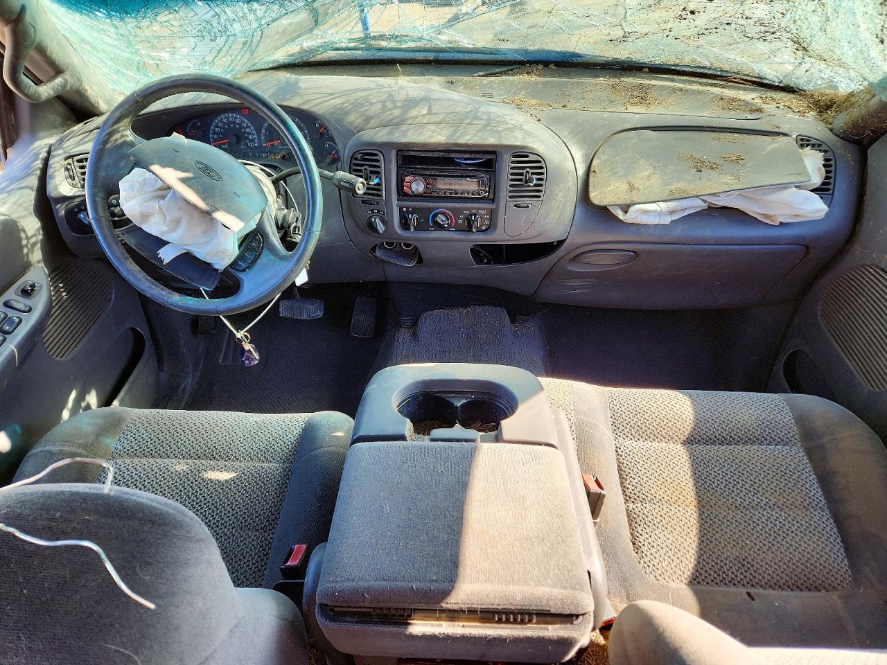 FORD F150 2001 — 9