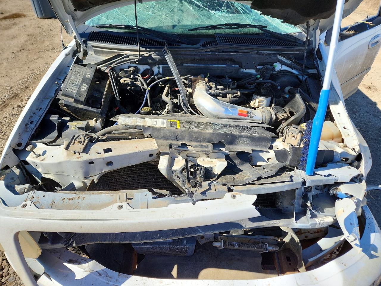 FORD F150 2001 — 12