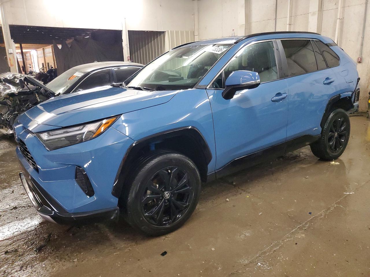 2023 TOYOTA RAV4 HYBRID SE