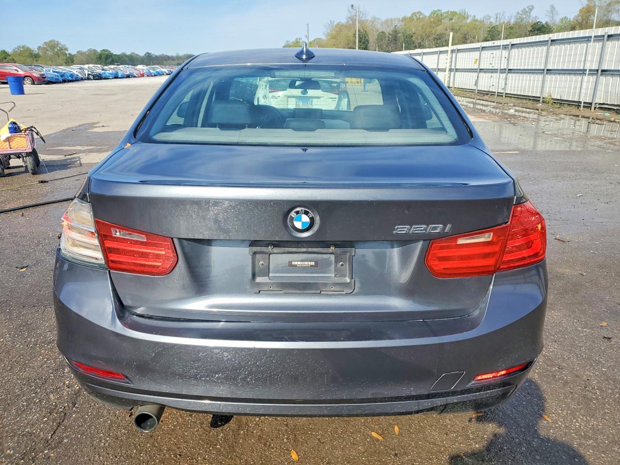 BMW 320 2013 — 7