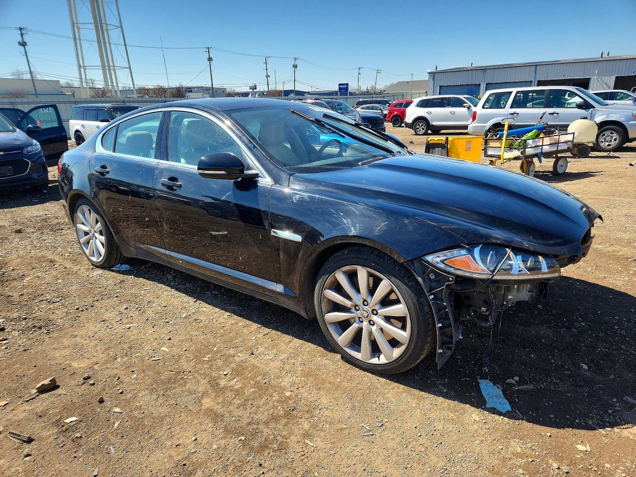 JAGUAR XF 2012 — 5