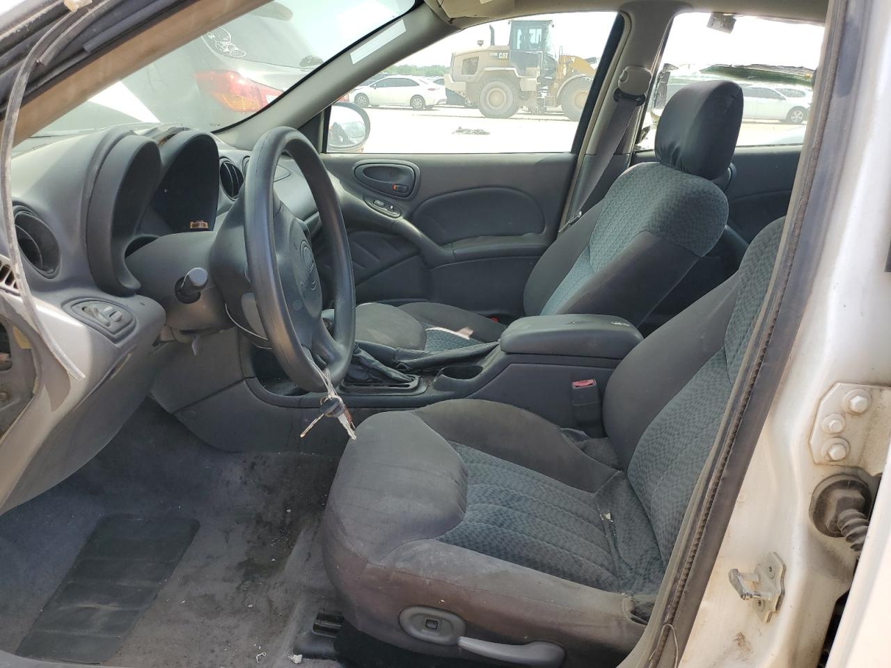 PONTIAC GRAND AM 2004 — 8