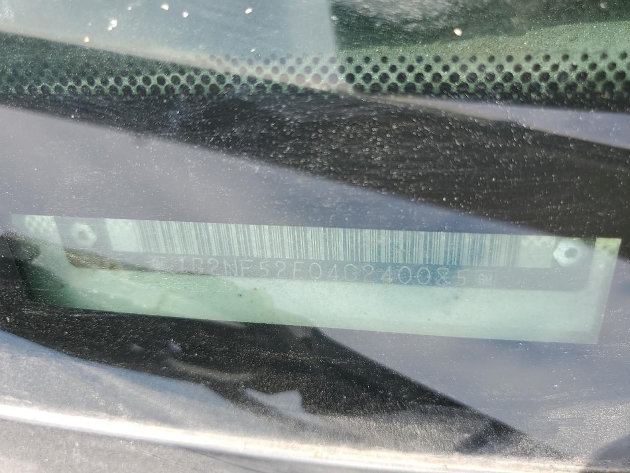 PONTIAC GRAND AM 2004 — 13