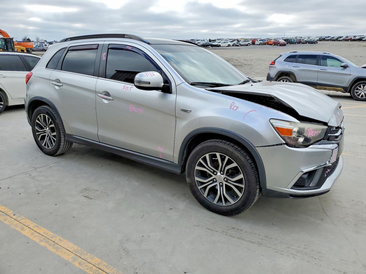 MITSUBISHI OUTLANDER SPORT 2018 — 5
