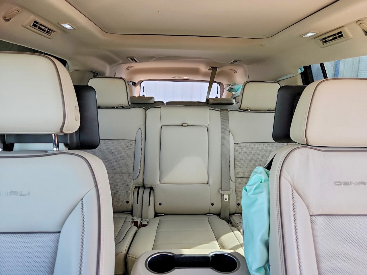 GMC YUKON XL 2021 — 11