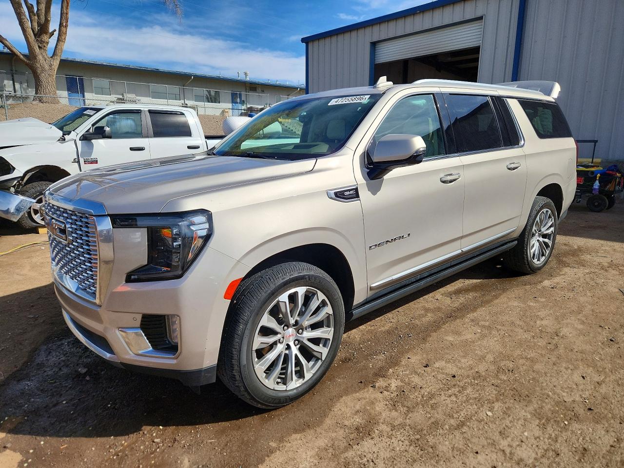 GMC YUKON XL 2021 — 2