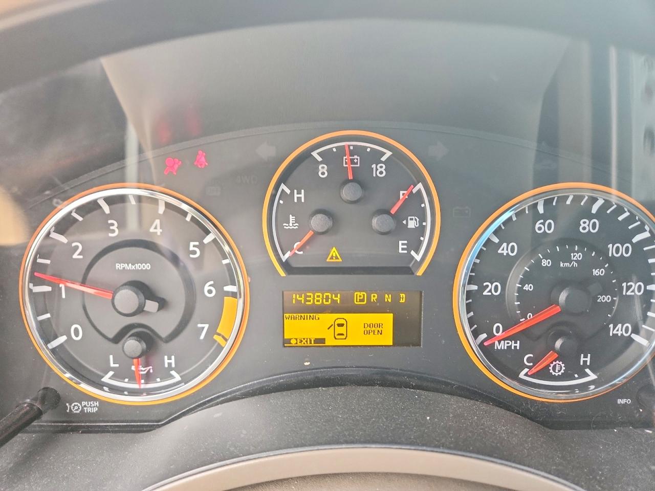 NISSAN ARMADA 2013 — 10