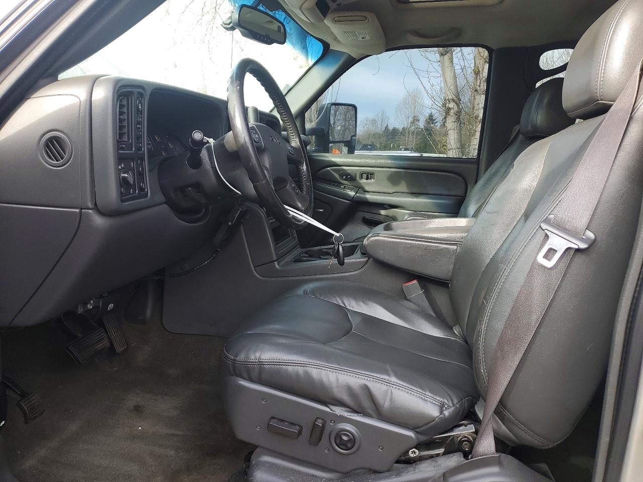 GMC NEW SIERRA 2005 — 7