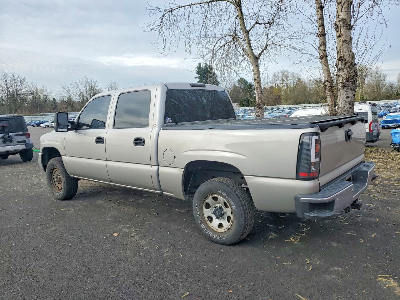 GMC NEW SIERRA 2005 — 2