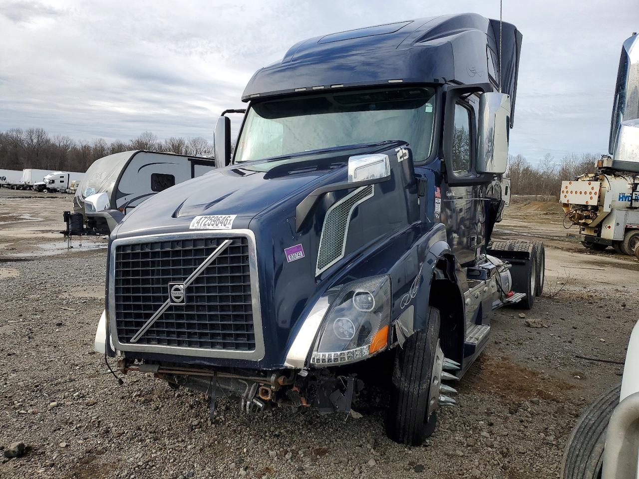 VOLVO VNL 2016 — 3