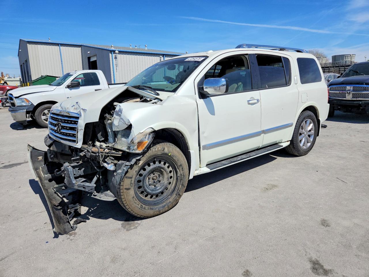 INFINITI QX56 2010 — 2