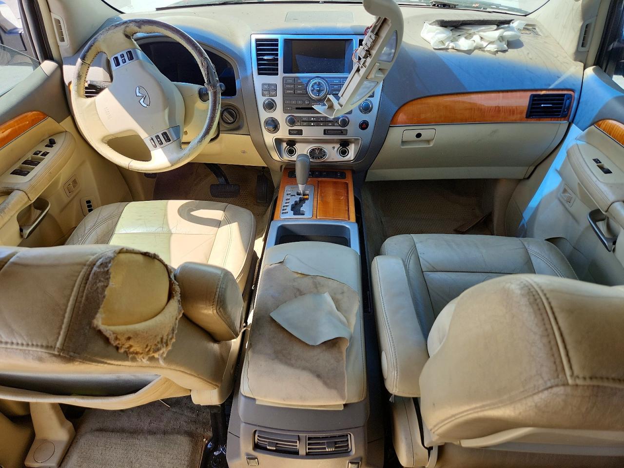 INFINITI QX56 2010 — 9
