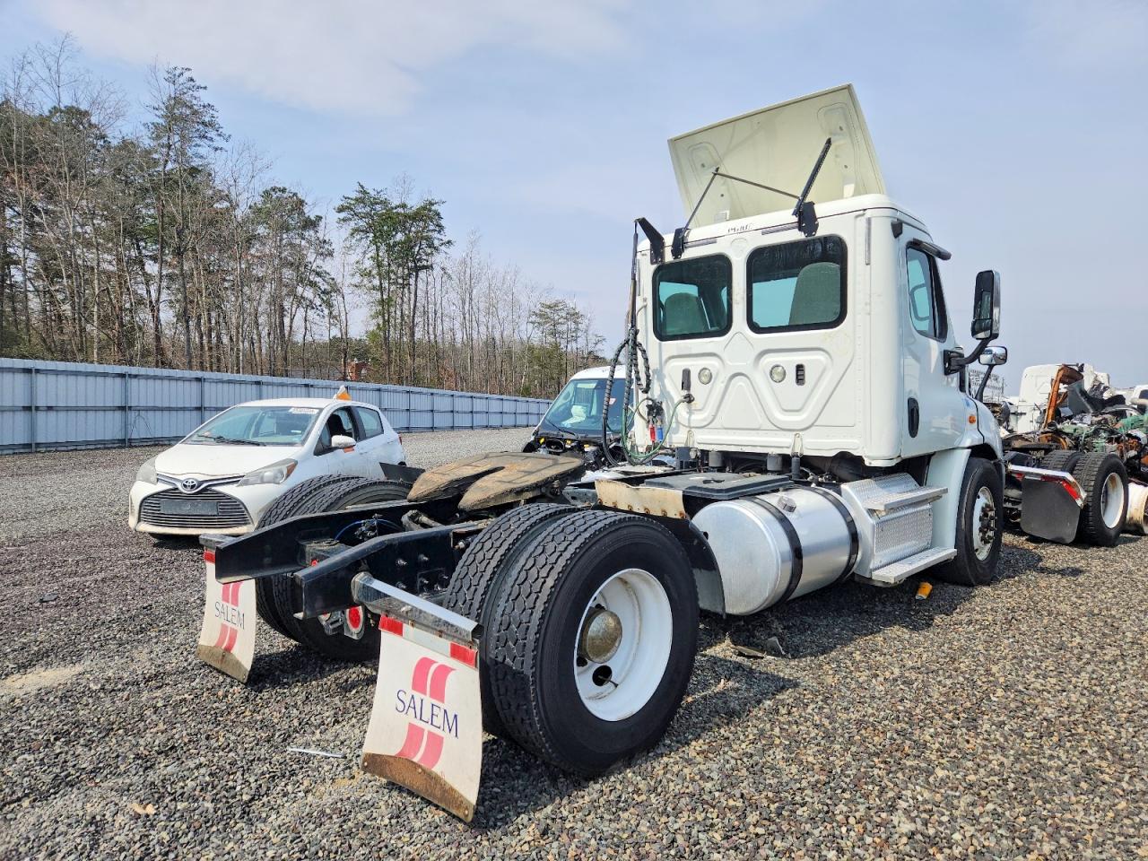 2018 FREIGLINER CASCADIA 113