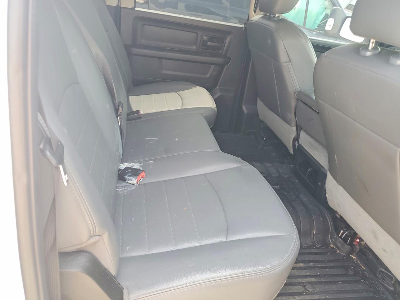 DODGE RAM 1500 2019 — 11