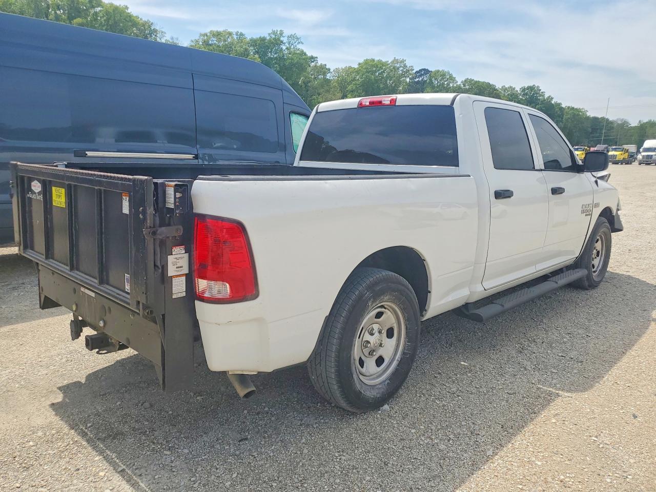 DODGE RAM 1500 2019 — 4