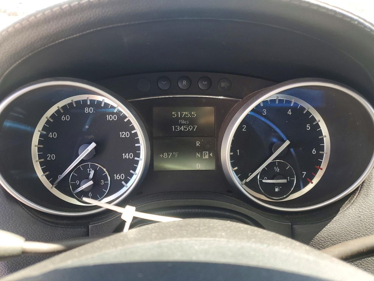 MERCEDES-BENZ GL 2010 — 10