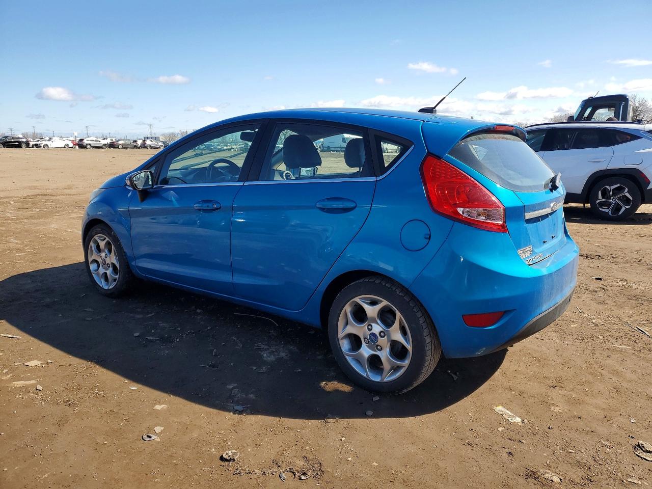 FORD FIESTA 2013 — 3
