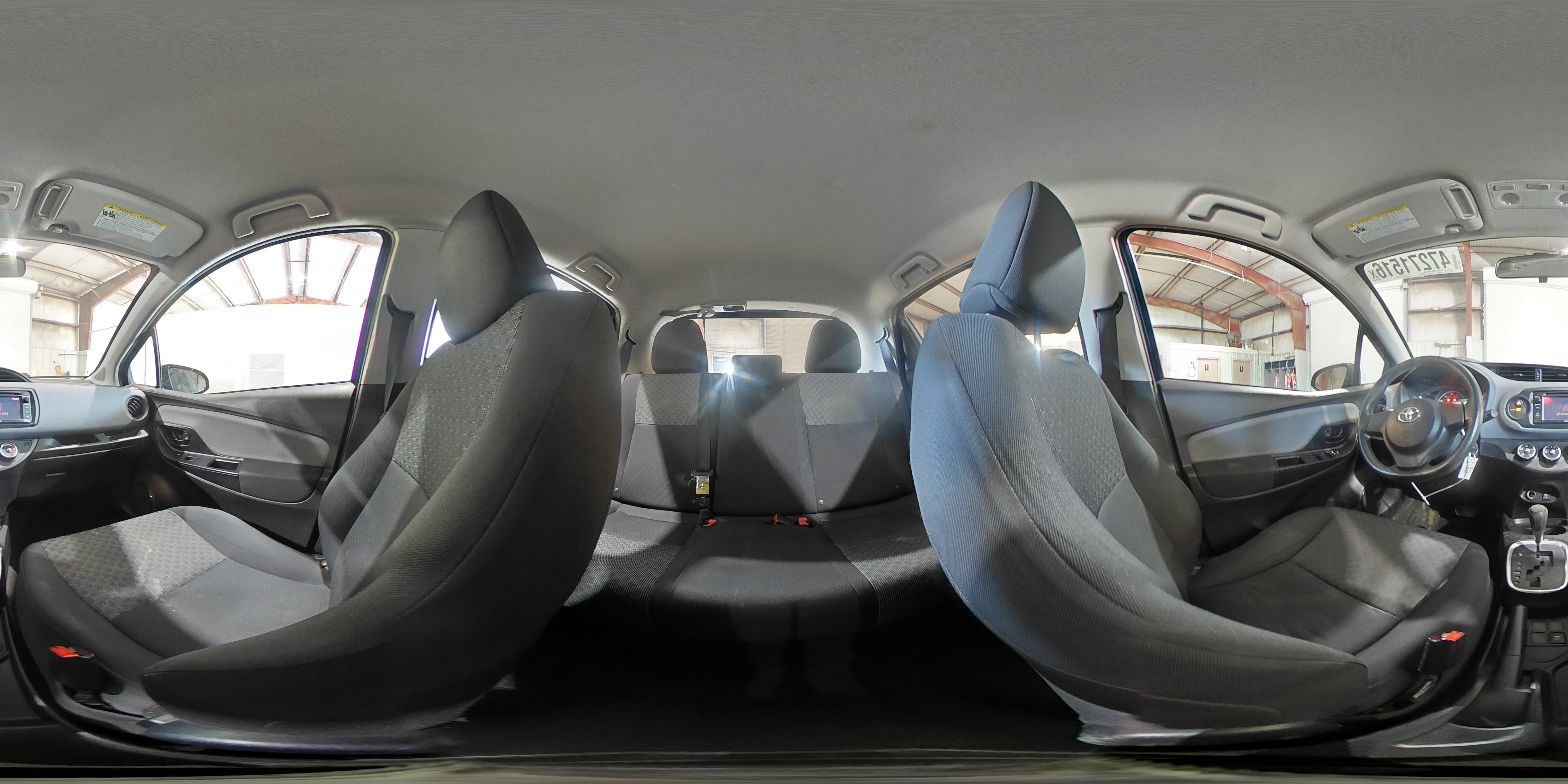TOYOTA YARIS 2015 — 14
