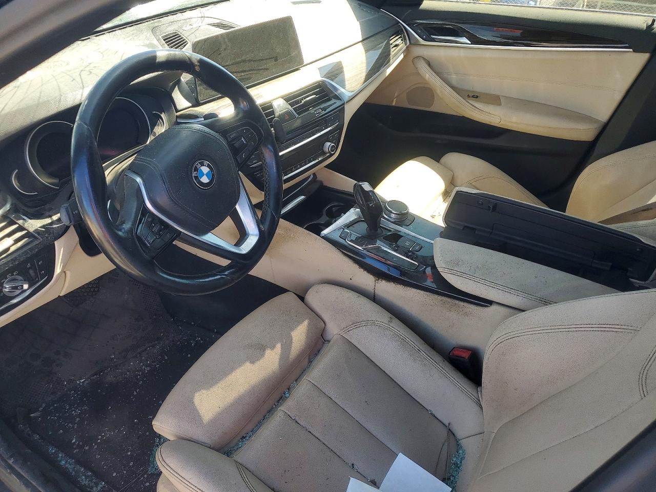 BMW 530 2018 — 9