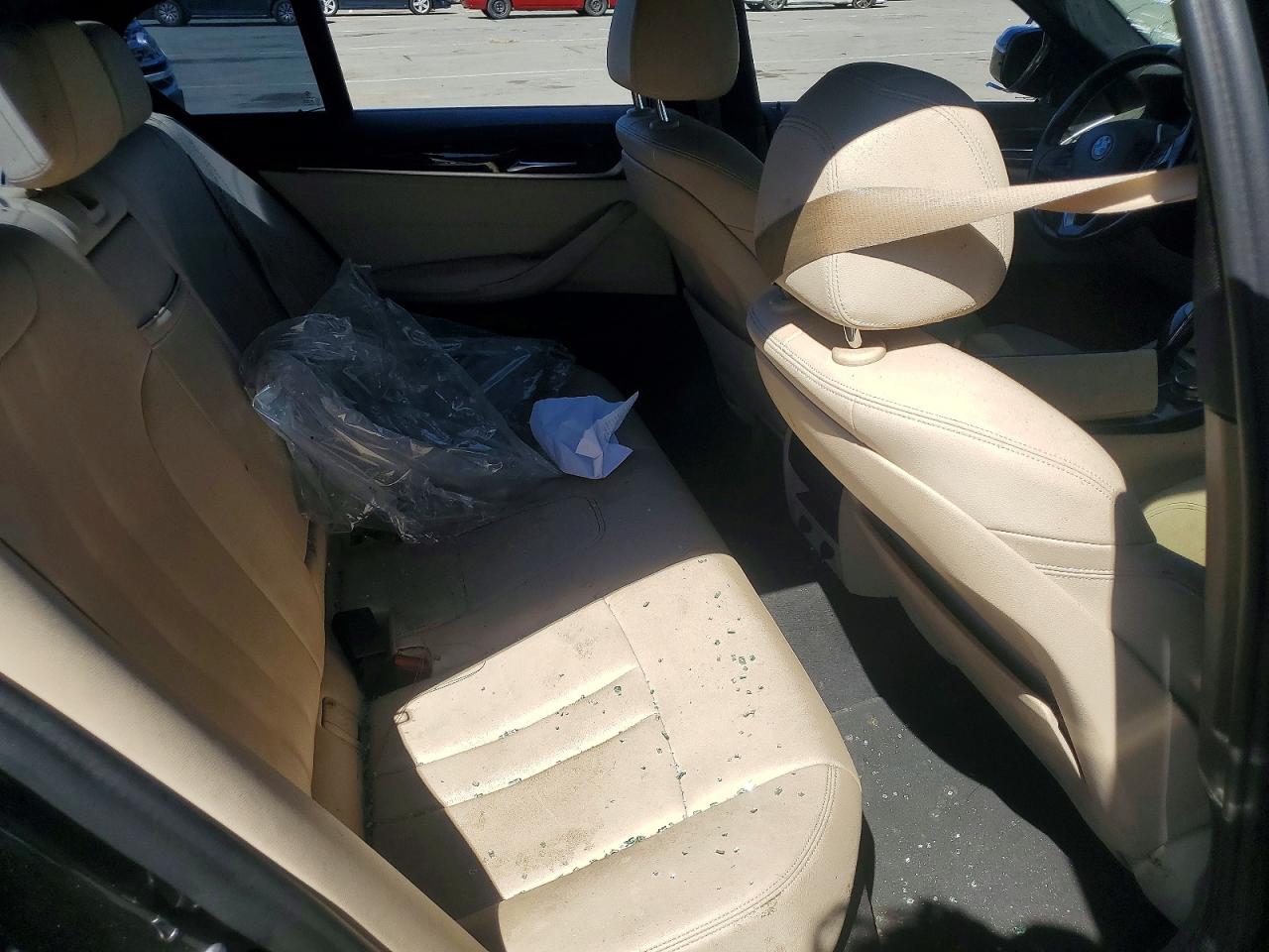 BMW 530 2018 — 11