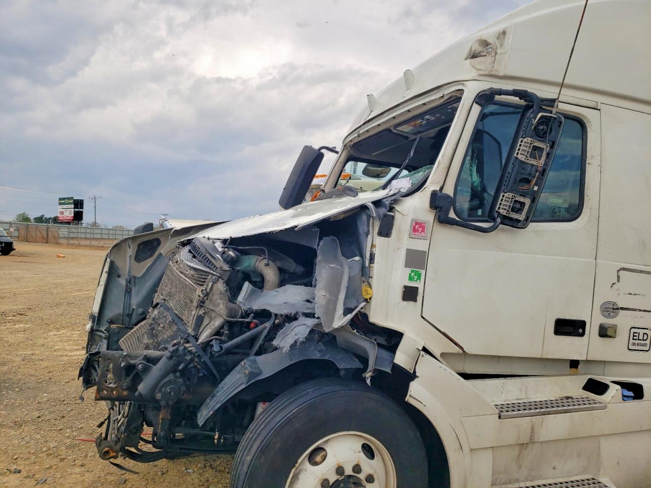 VOLVO VNL 2012 — 10
