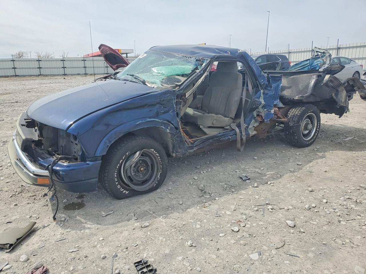CHEVROLET S TRUCK 2000 — 2
