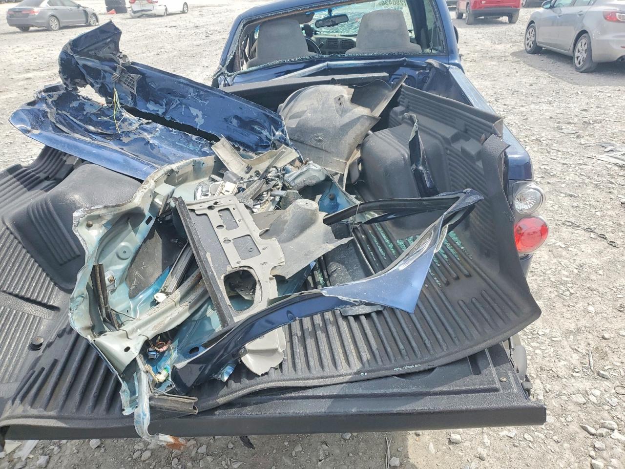 CHEVROLET S TRUCK 2000 — 11