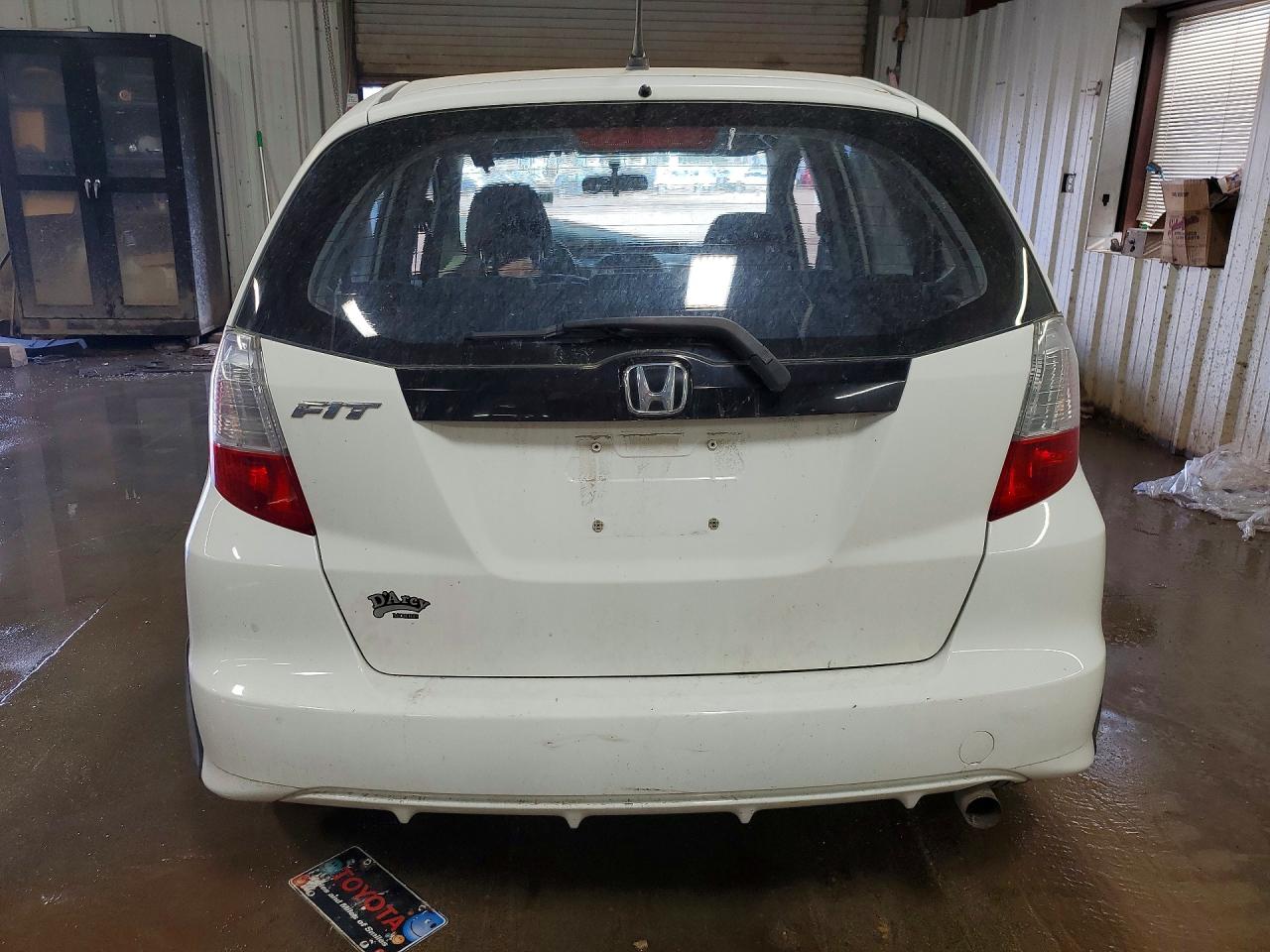 HONDA FIT 2011 — 7