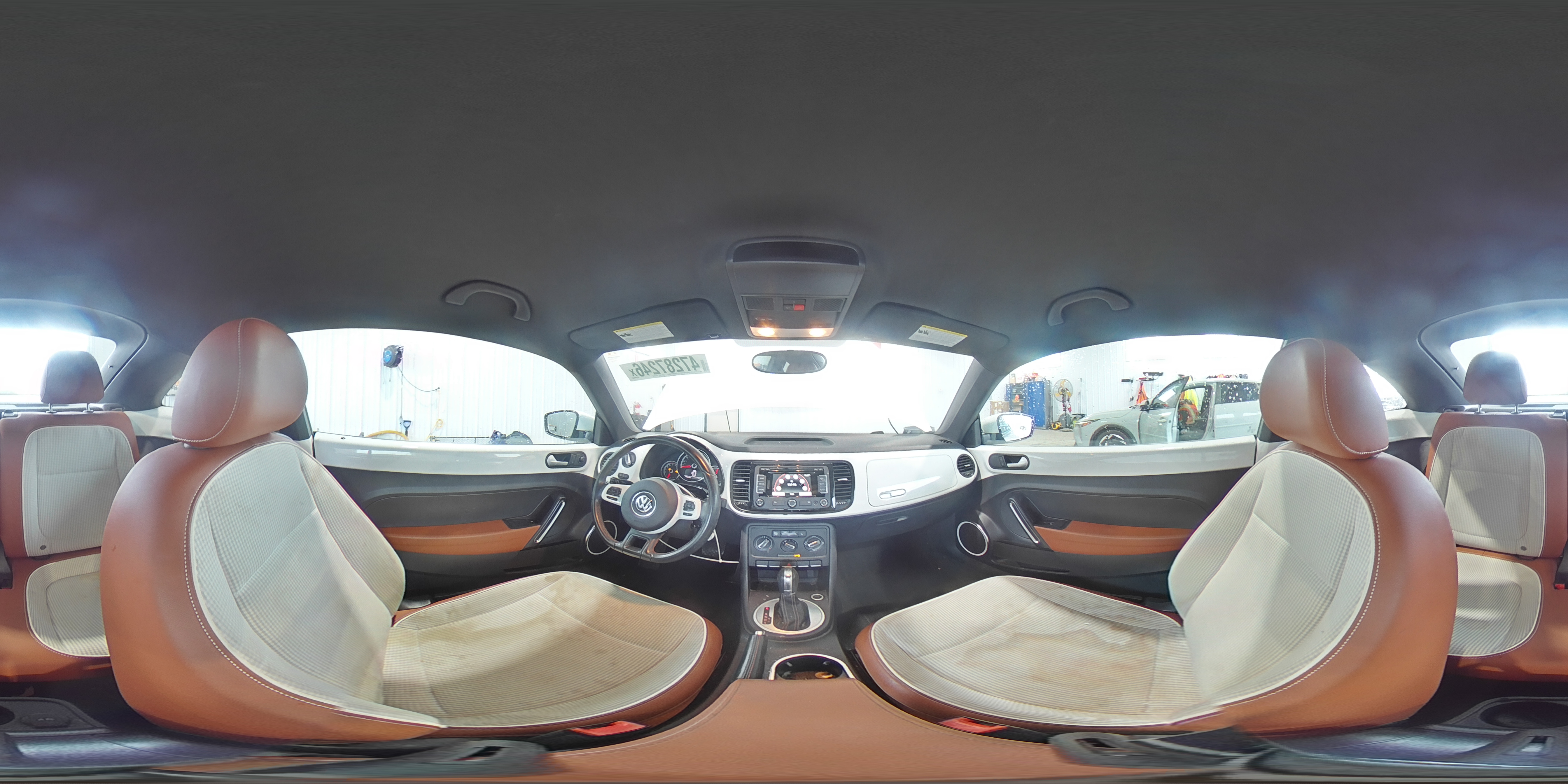 VOLKSWAGEN BEETLE 2015 — 15