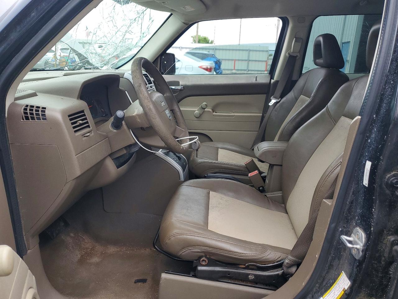 JEEP PATRIOT 2008 — 8