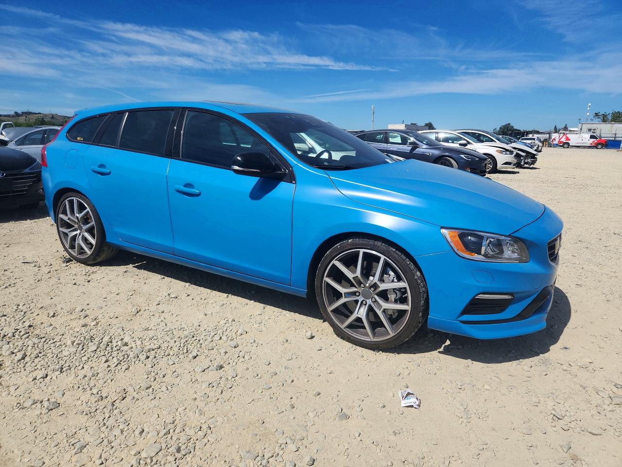 VOLVO V60 2015 — 5