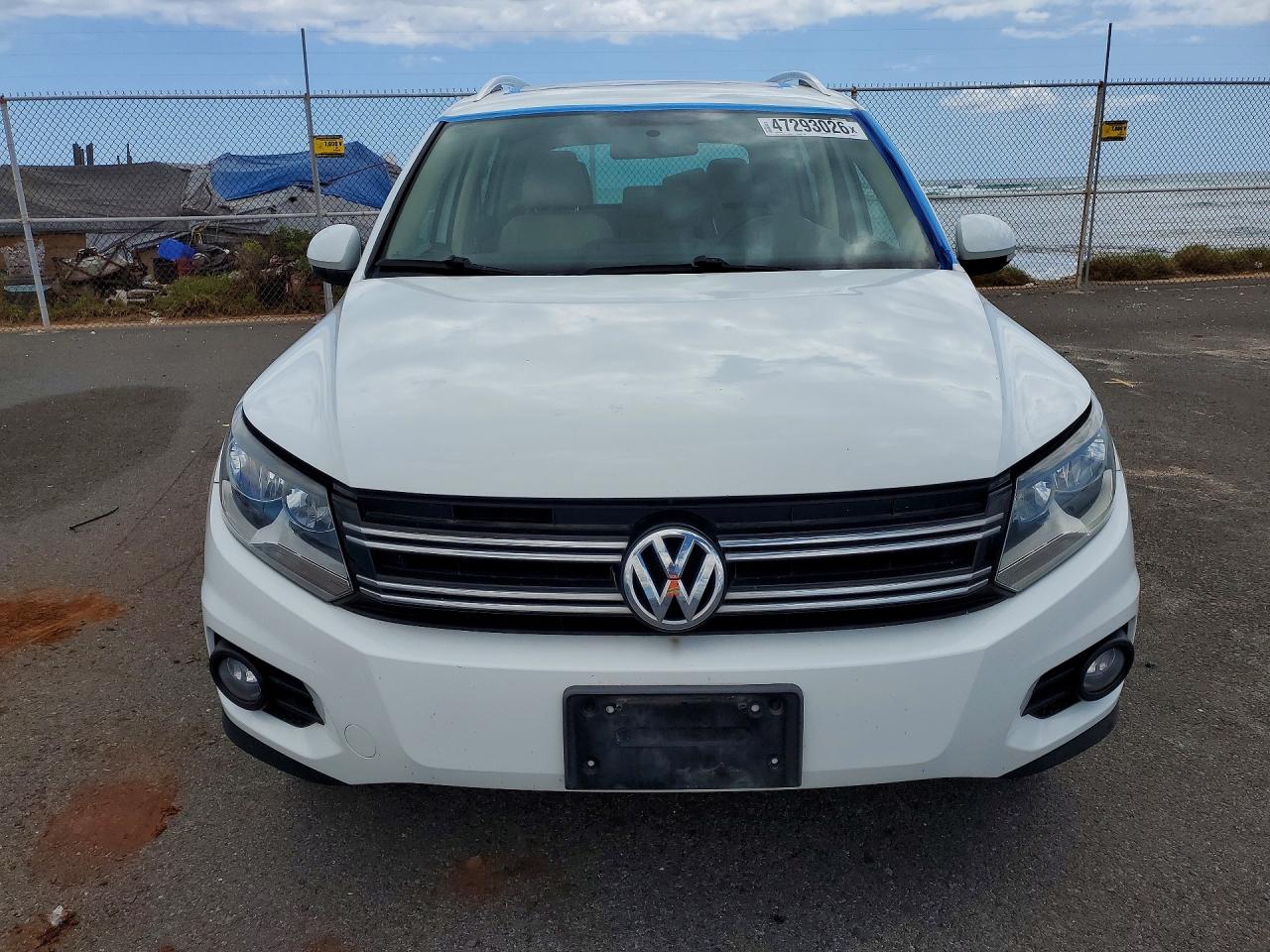 VOLKSWAGEN TIGUAN 2014 — 6