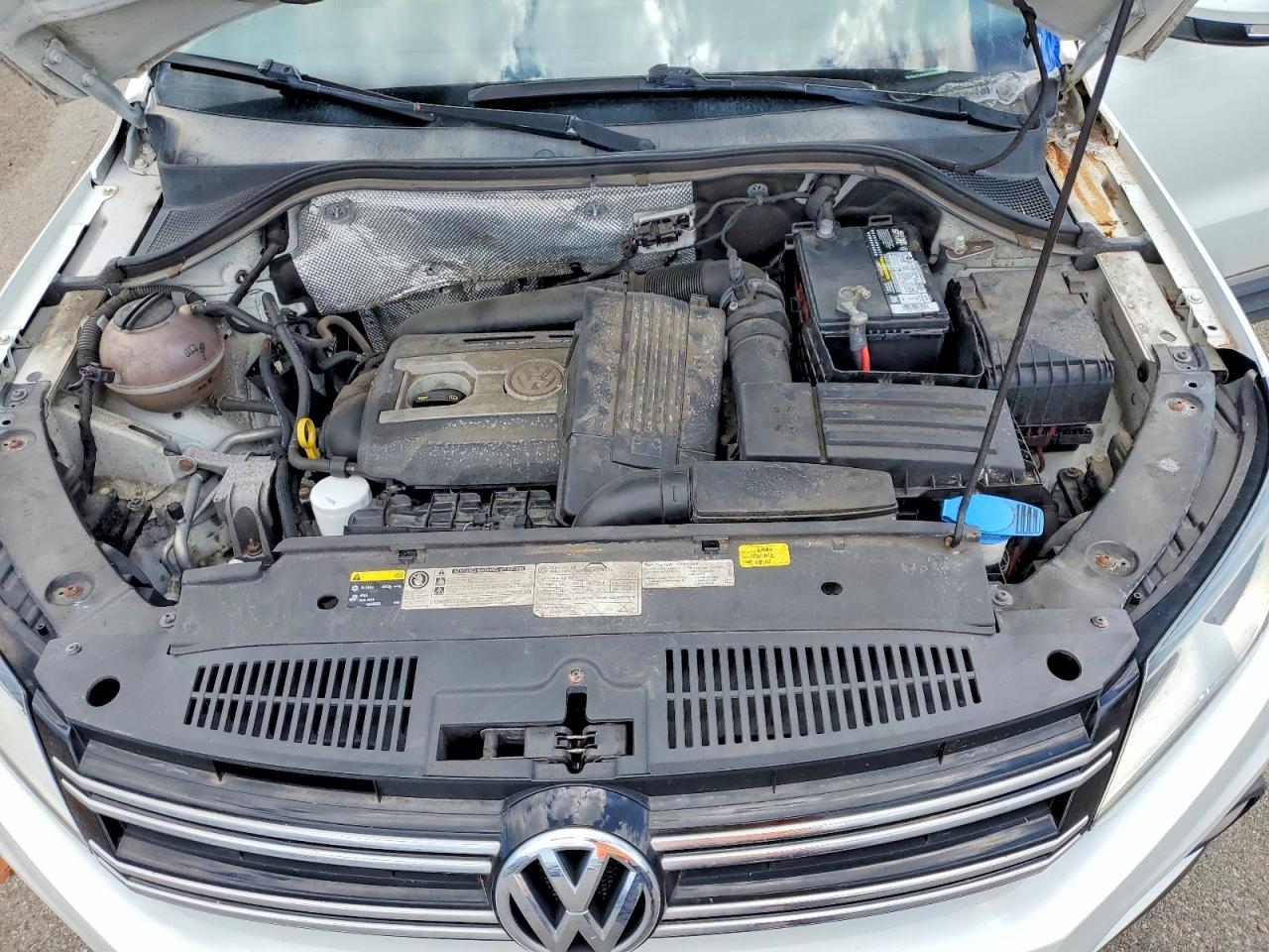 VOLKSWAGEN TIGUAN 2014 — 13