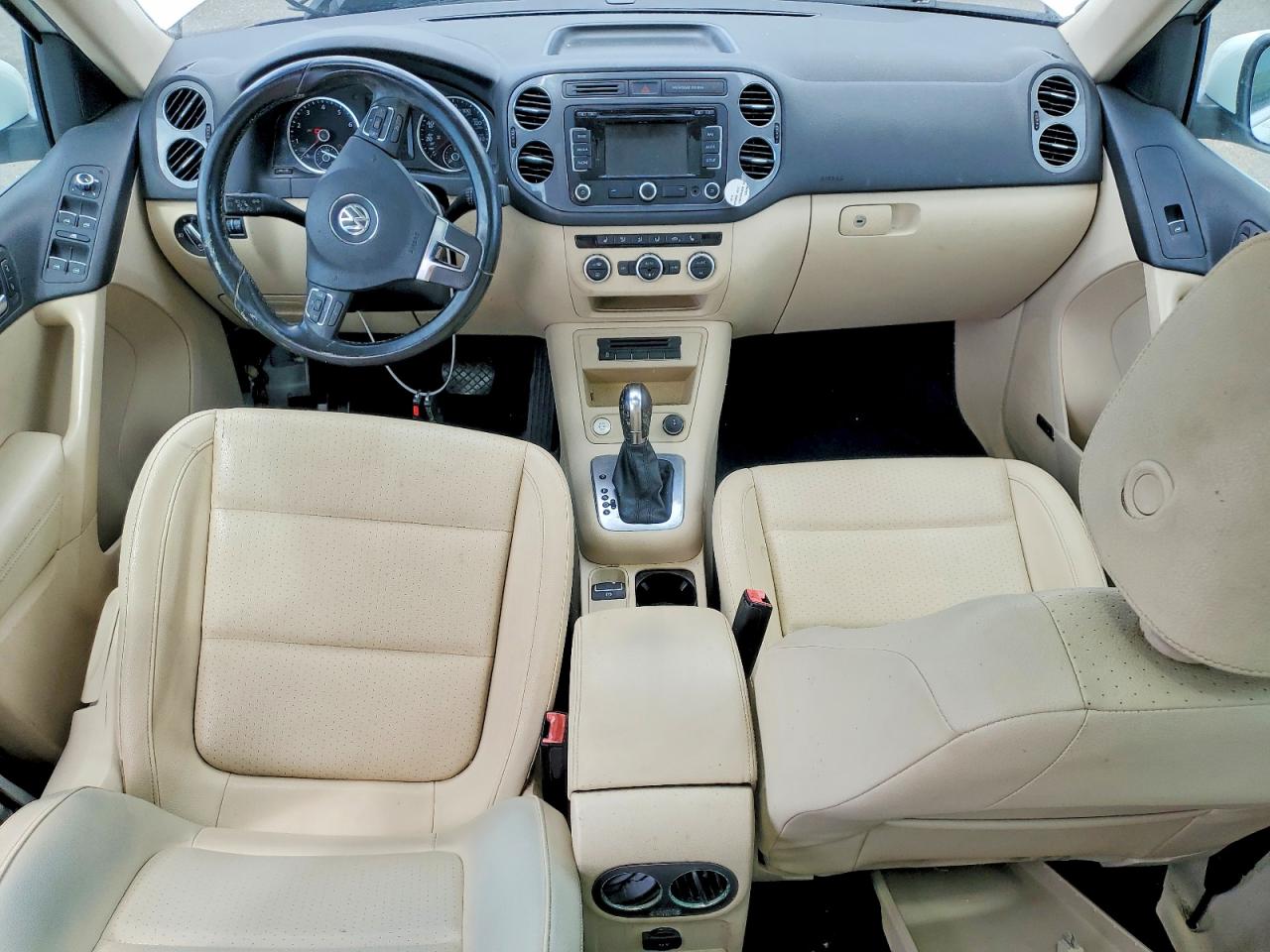 VOLKSWAGEN TIGUAN 2014 — 9