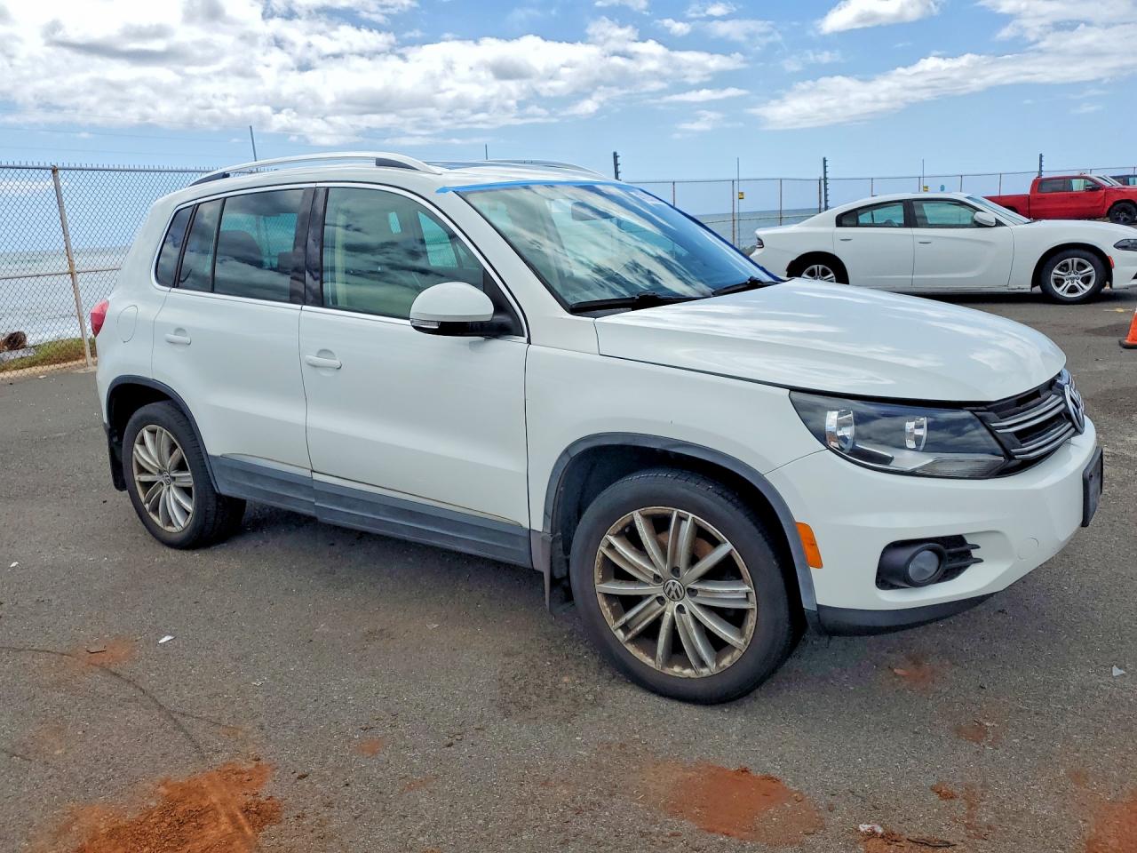 VOLKSWAGEN TIGUAN 2014 — 5