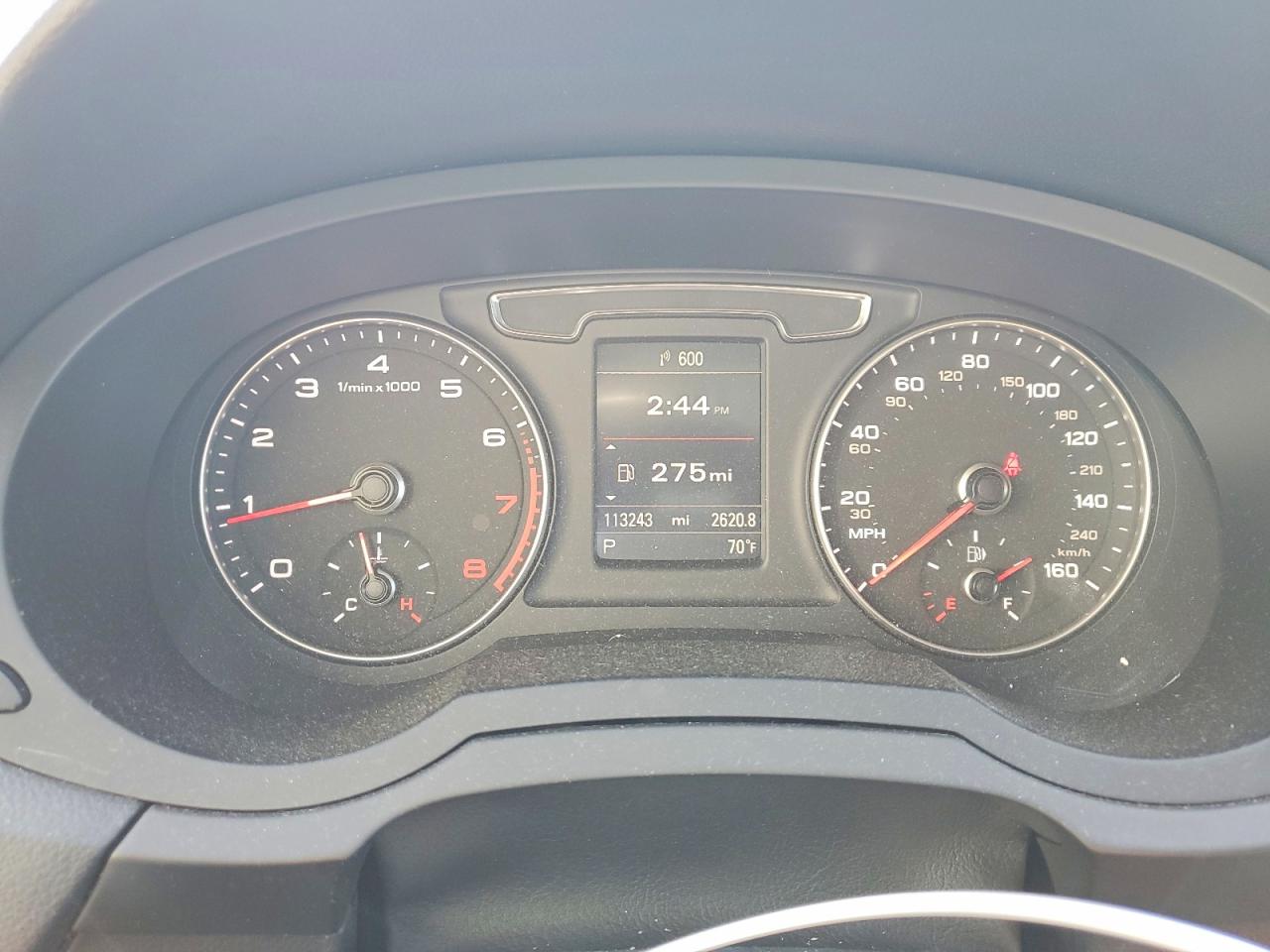 AUDI Q3 2016 — 10