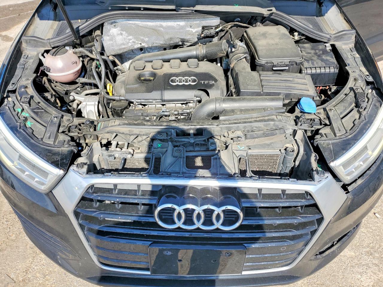 AUDI Q3 2016 — 12