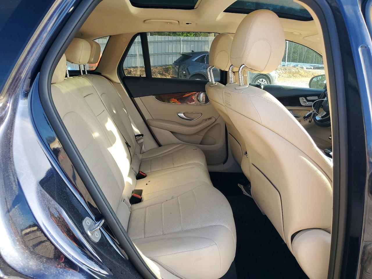 MERCEDES-BENZ GLC 2019 — 12