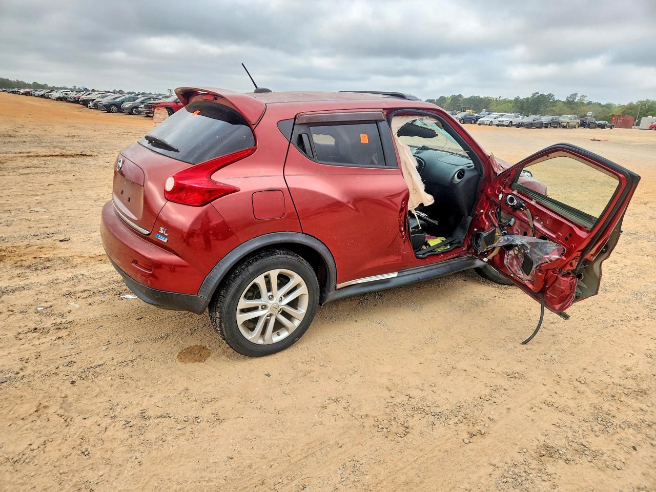 NISSAN JUKE 2012 — 4
