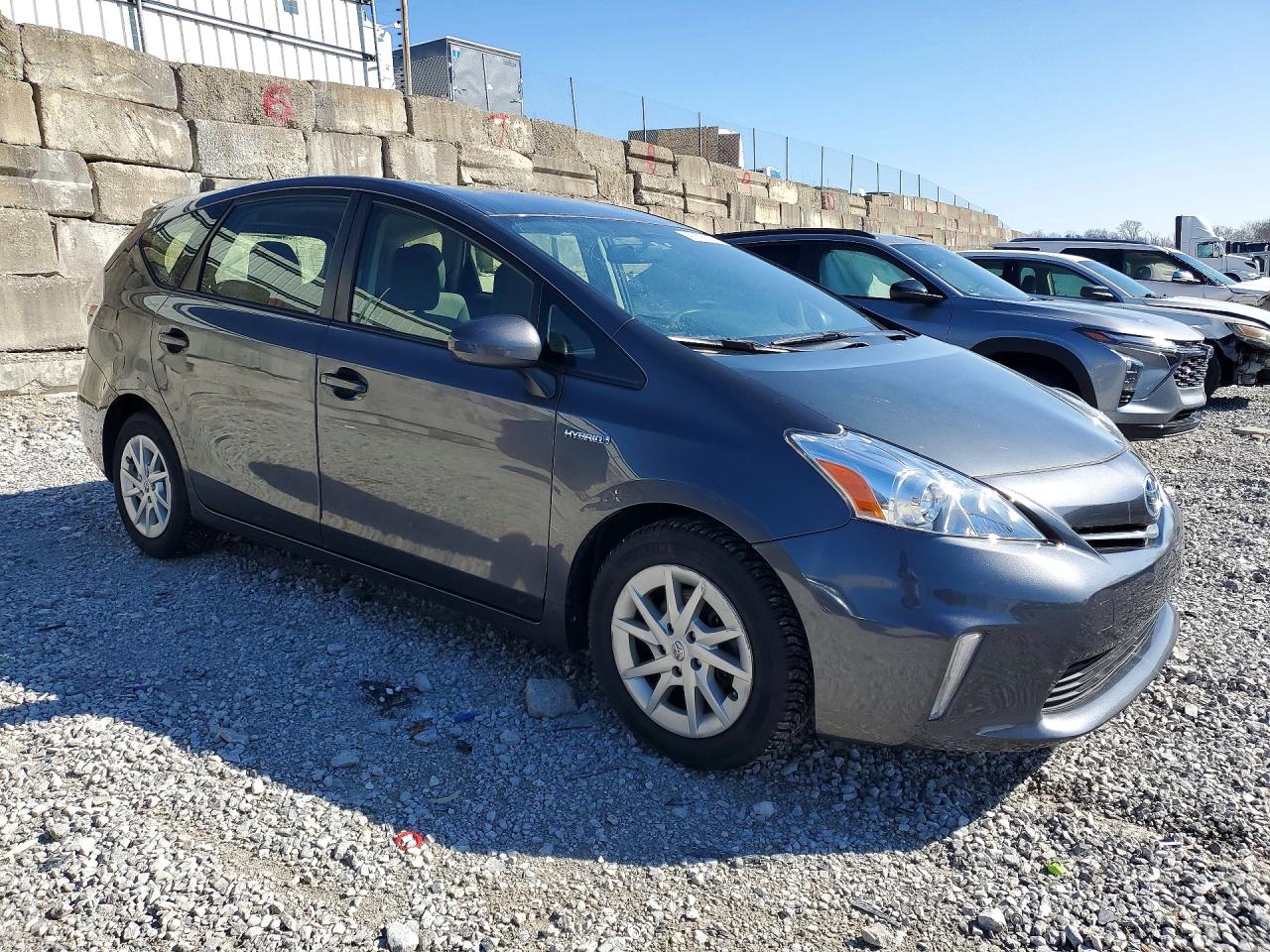 2012 TOYOTA PRIUS V TWO