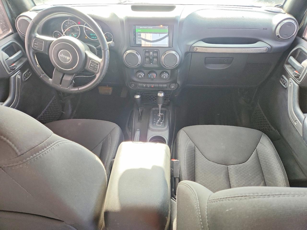 JEEP WRANGLER UNLIMITED 2015 — 9