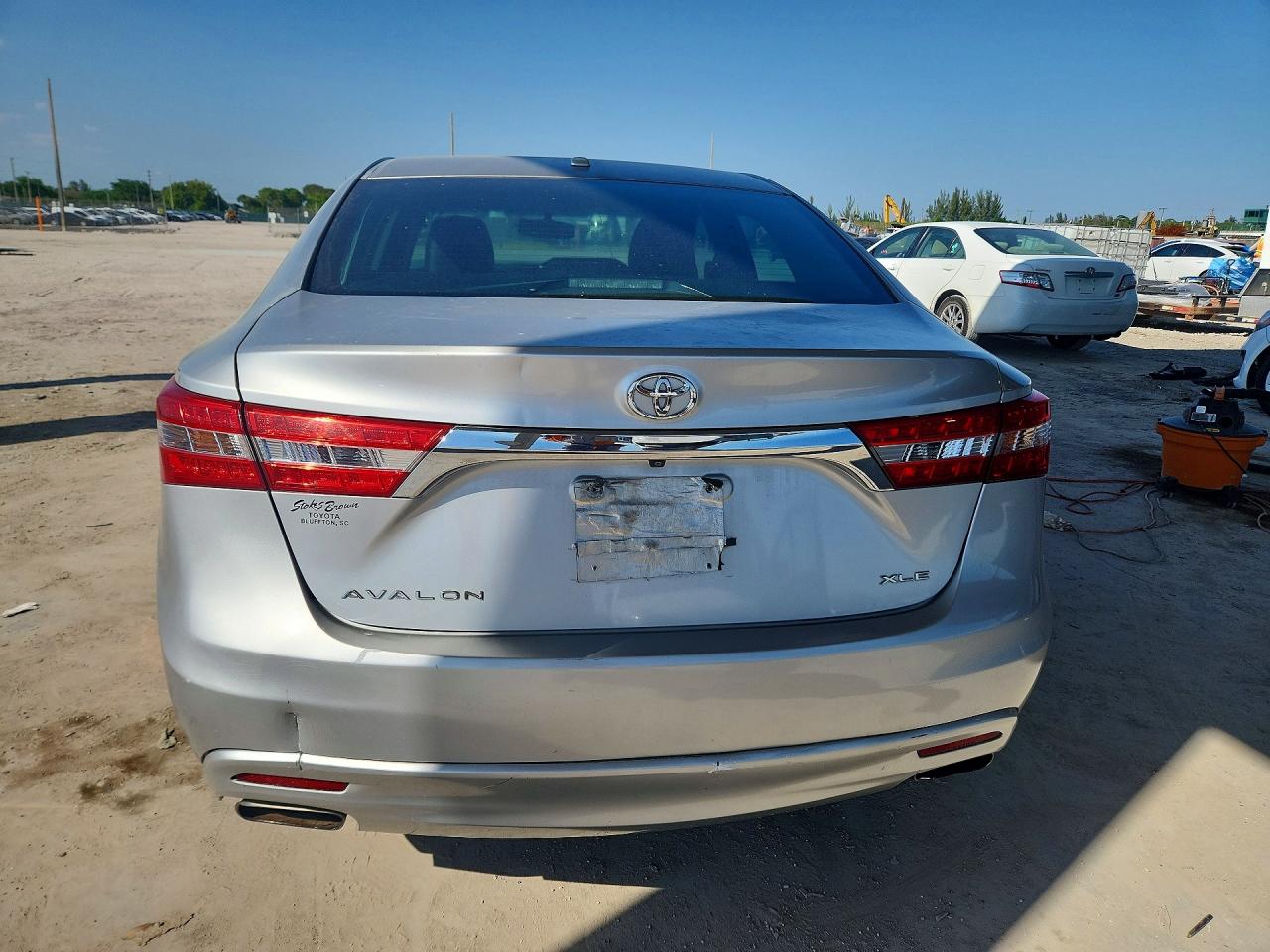 TOYOTA AVALON 2013 — 7
