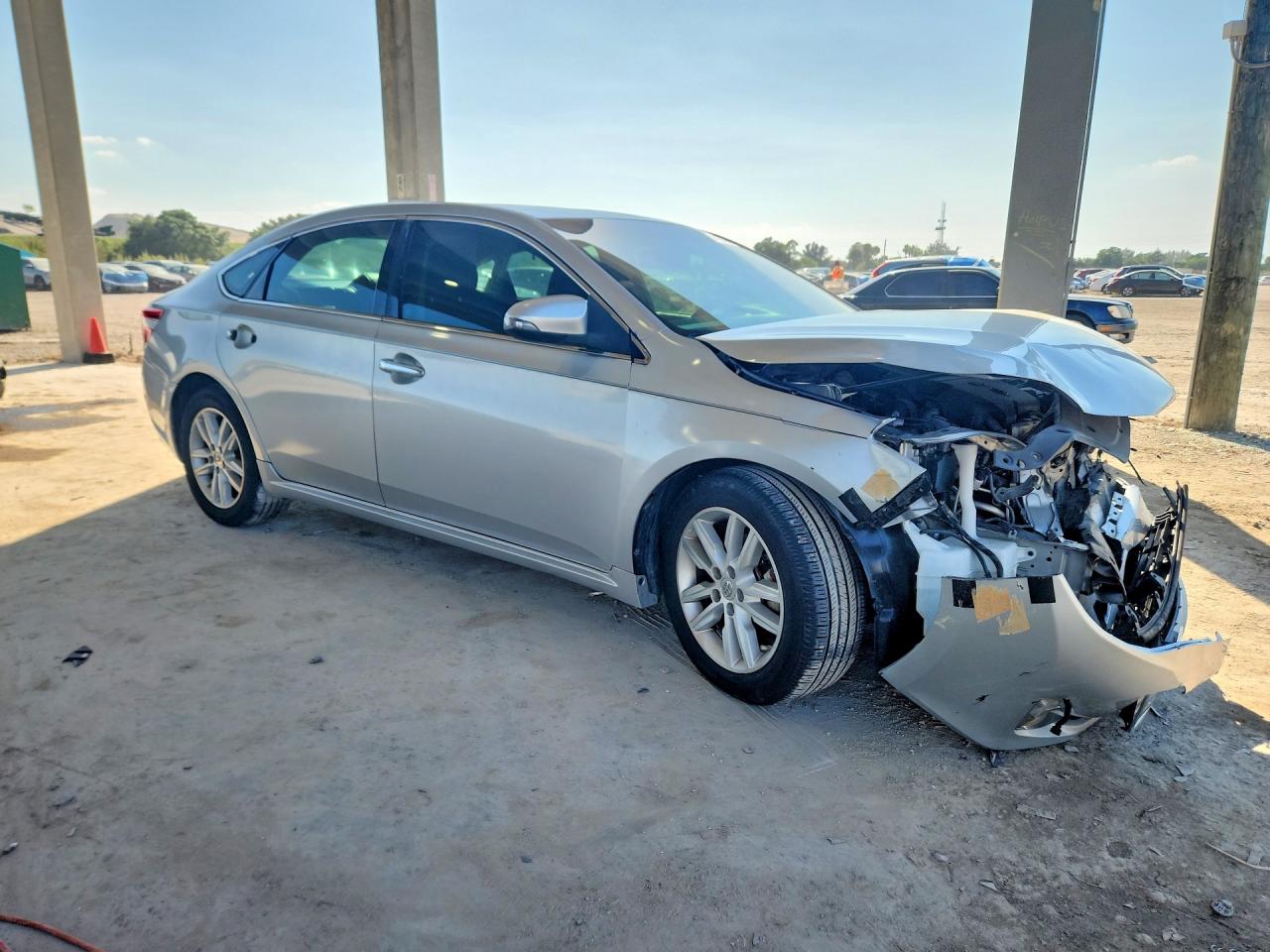 TOYOTA AVALON 2013 — 5