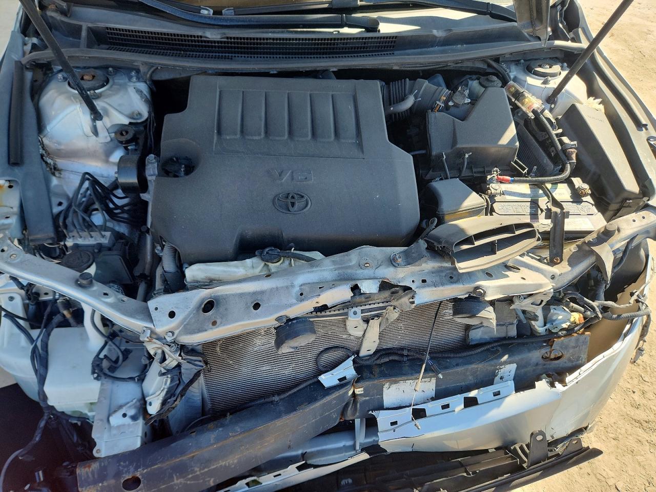 TOYOTA AVALON 2013 — 12
