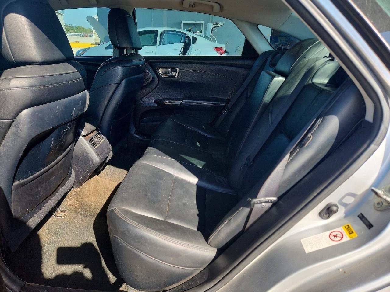 TOYOTA AVALON 2013 — 11